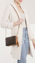 Load image into Gallery viewer, Michael Kors Crossbody
