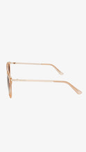 Load image into Gallery viewer, Guess sunglasses
