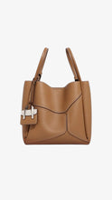 Load image into Gallery viewer, Estelle Tote Brown
