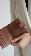 Load image into Gallery viewer, CHARLES &amp; KEITH Card Holde
